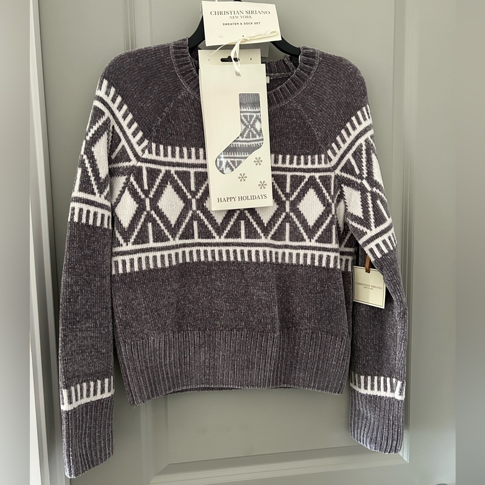 Christian Siriano New York I Women’s Sweater & Socks Set